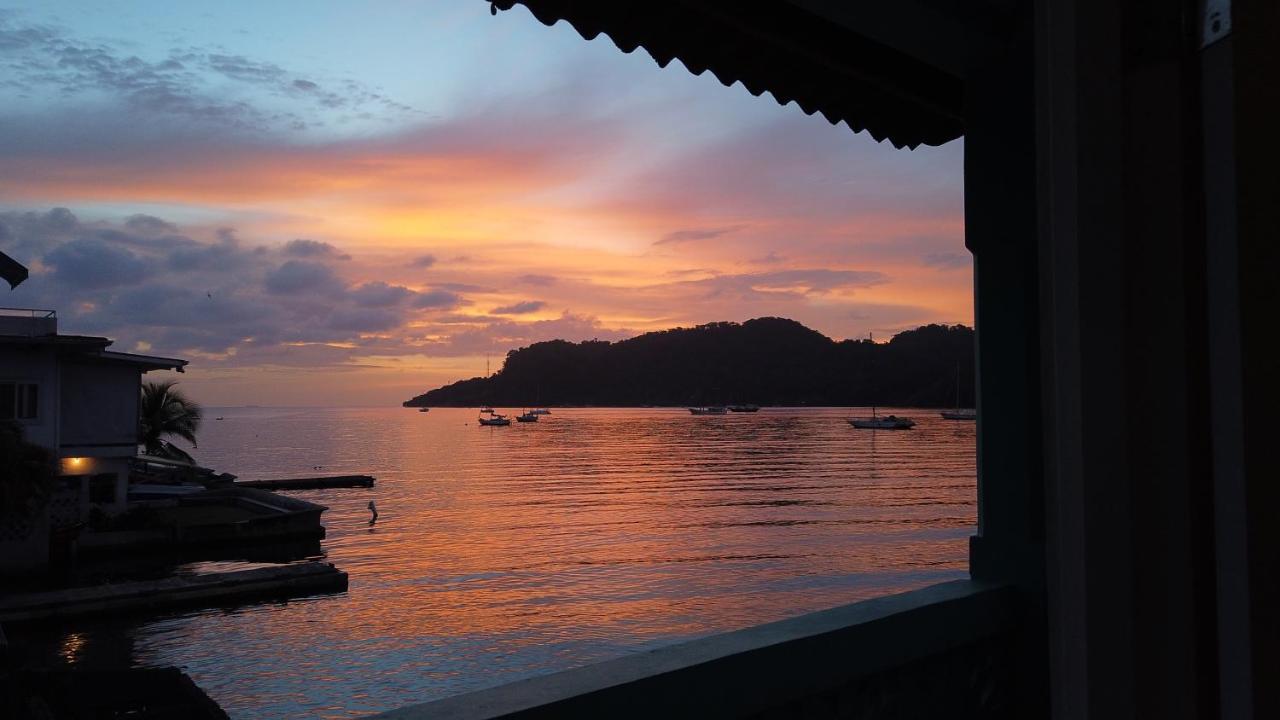 Casa Congo & Casa Rayo Verde - Restaurante - Galeria De Arte Portobelo Exteriör bild