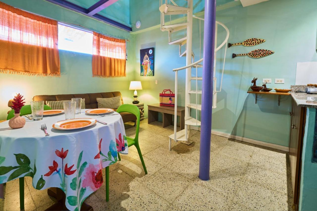 Casa Congo & Casa Rayo Verde - Restaurante - Galeria De Arte Portobelo Exteriör bild